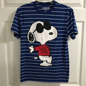 Peanuts Snoopy (Joe Cool) Blue/White Striped Graphic Mens Shirt Size Small